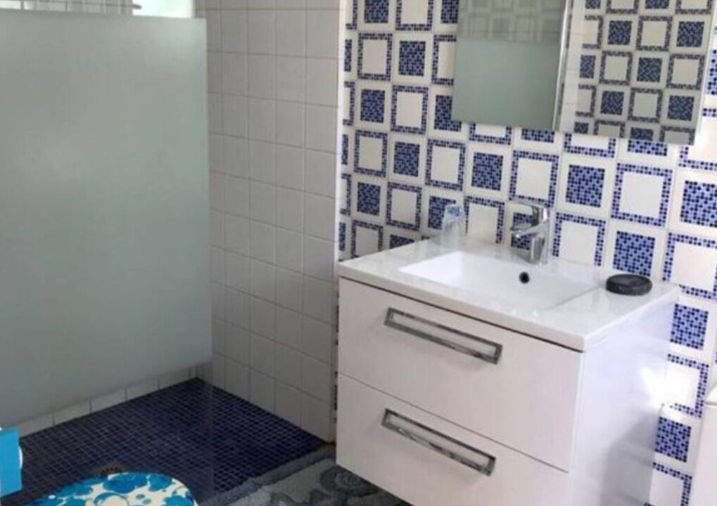 Photo of Bathroom in Salles sur Mer