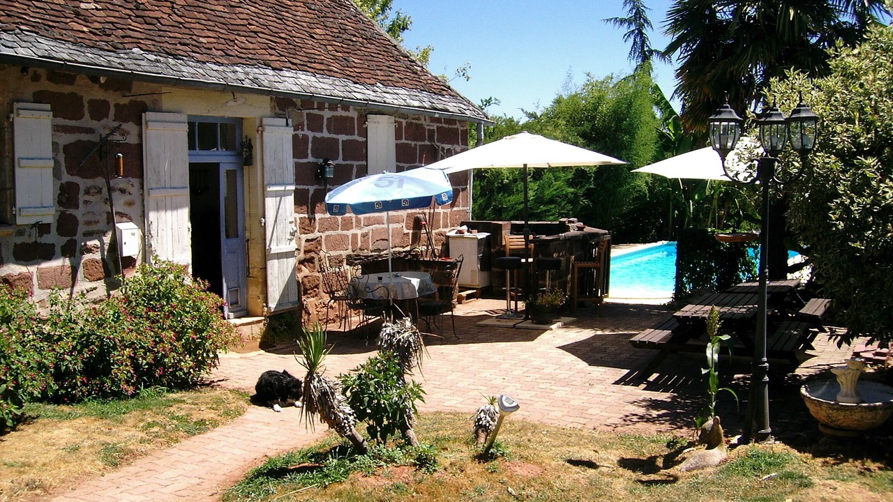 Photo of Outdoor in Ayen