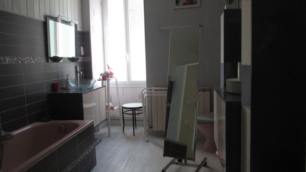 Photo of Bathroom in Marennes