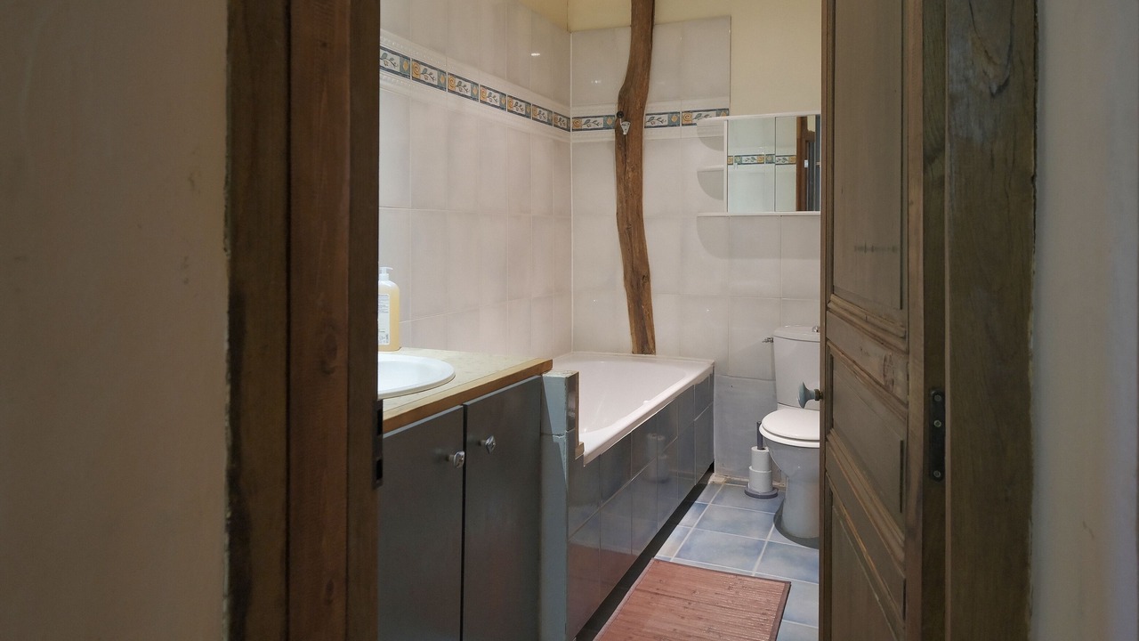 Photo of Bathroom in Cenac-et-Saint-Julien