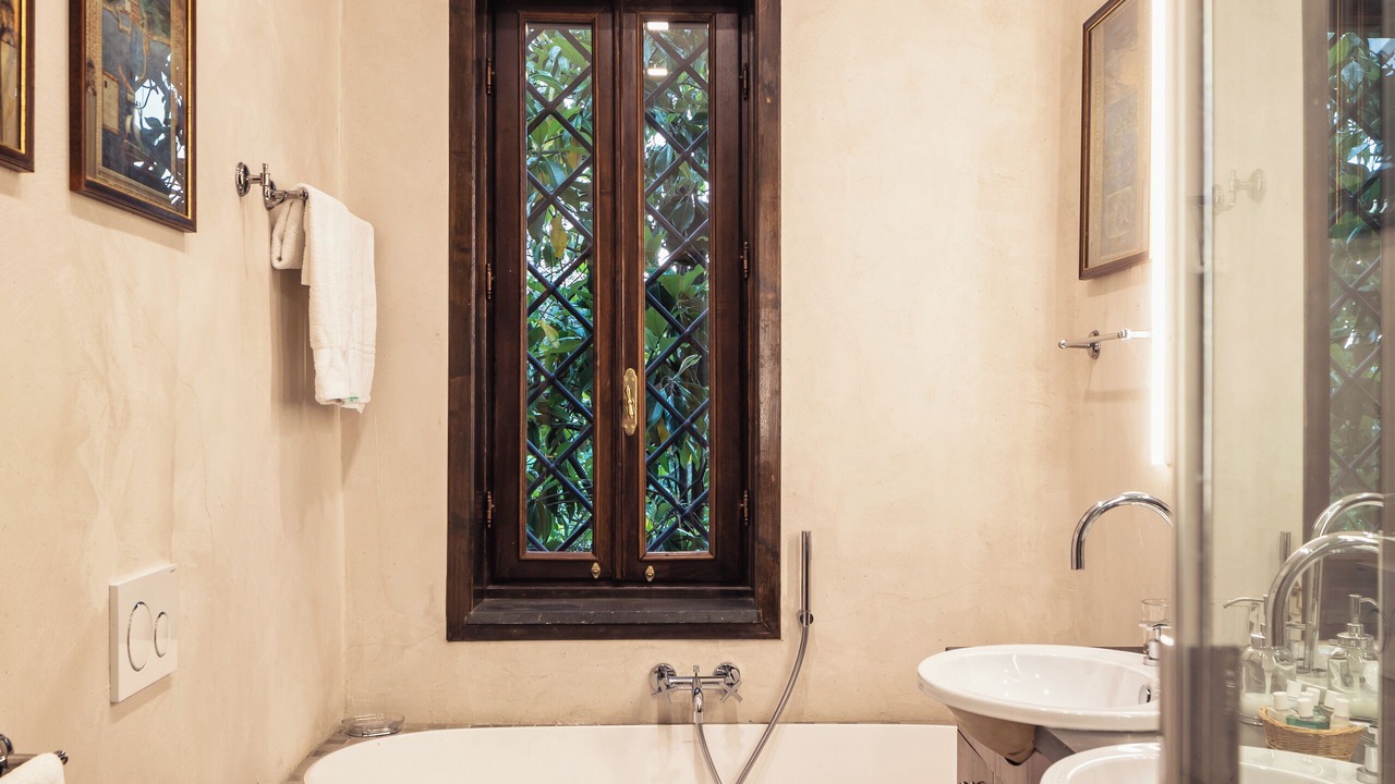 Photo of Bathroom in Lucca