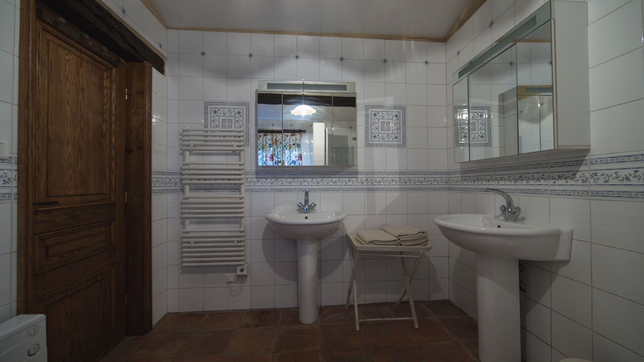 Photo of Bathroom in Le Buisson-de-Cadouin