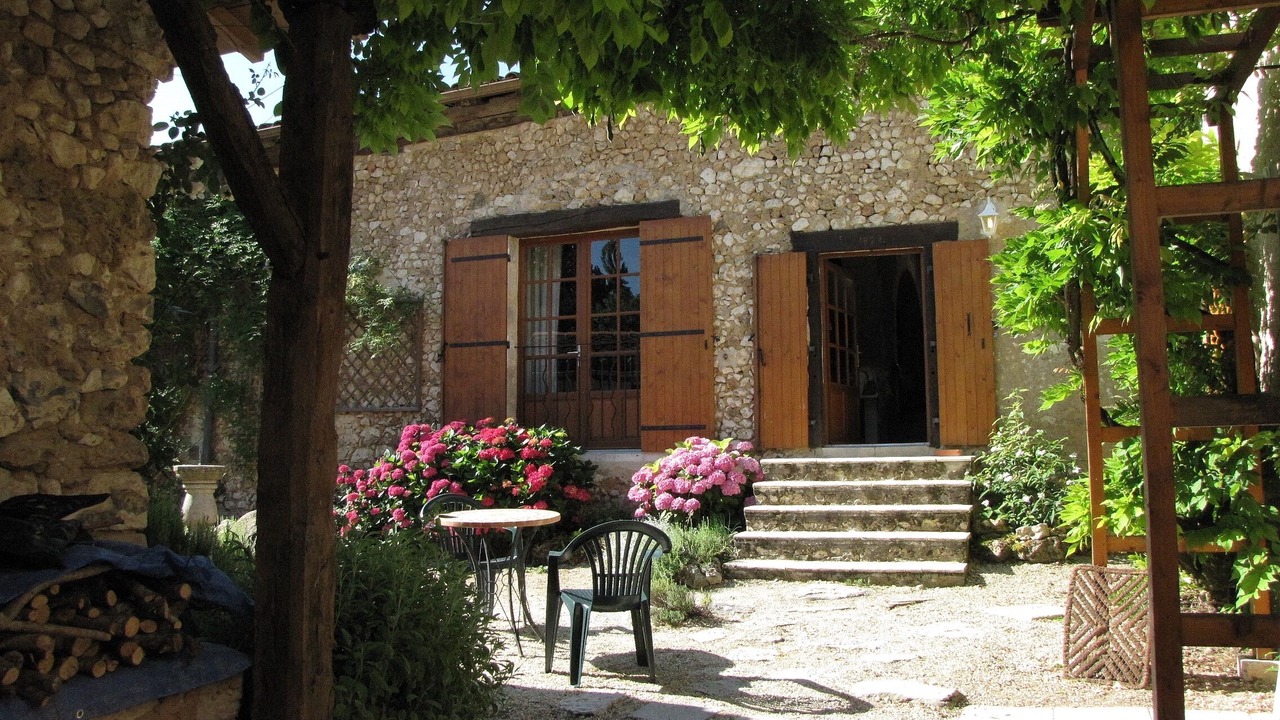 Photo of Outdoor in Saint-Paul-de-Serre