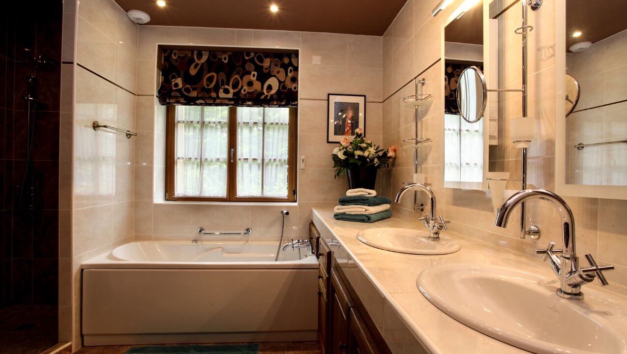 Photo of Bathroom in Saint-Crepin-et-Carlucet