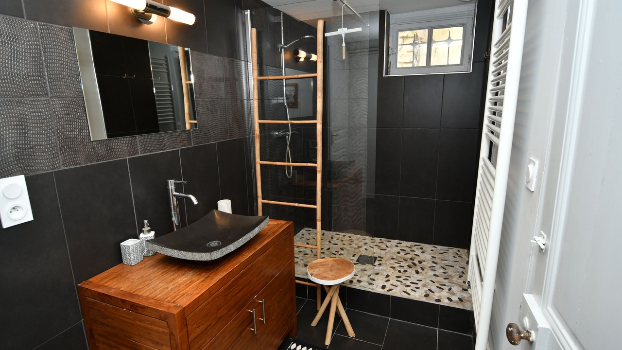Photo of Bathroom in Royan