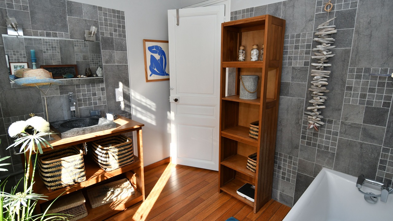 Photo of Bathroom in Royan