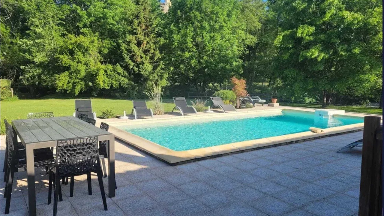 Photo of Outdoor in Saint-Pierre-de-Cole