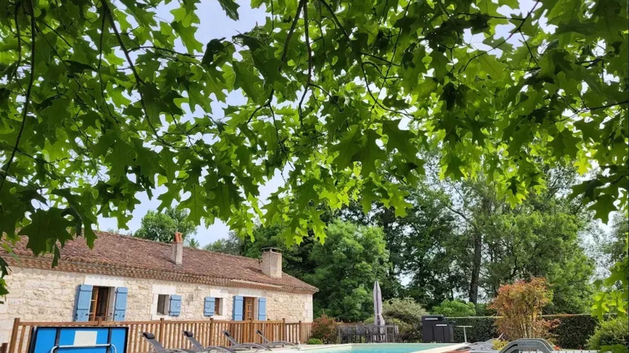 Photo of Outdoor in Saint-Pierre-de-Cole
