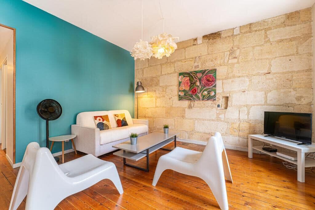 Photo of Livingroom in Hotel de Ville - Quinconces