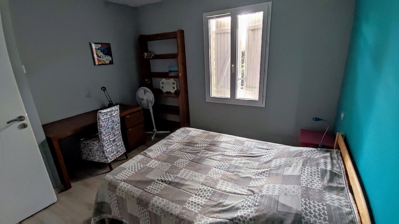 Photo of Bedroom in Gujan-Mestras