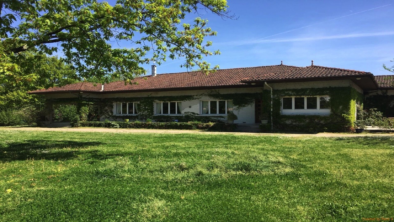 Photo of Outdoor in Saint-Loubes