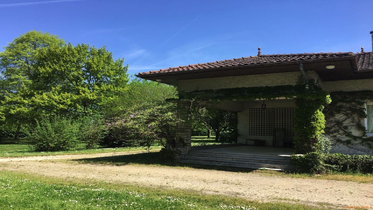 Photo of Outdoor in Saint-Loubes