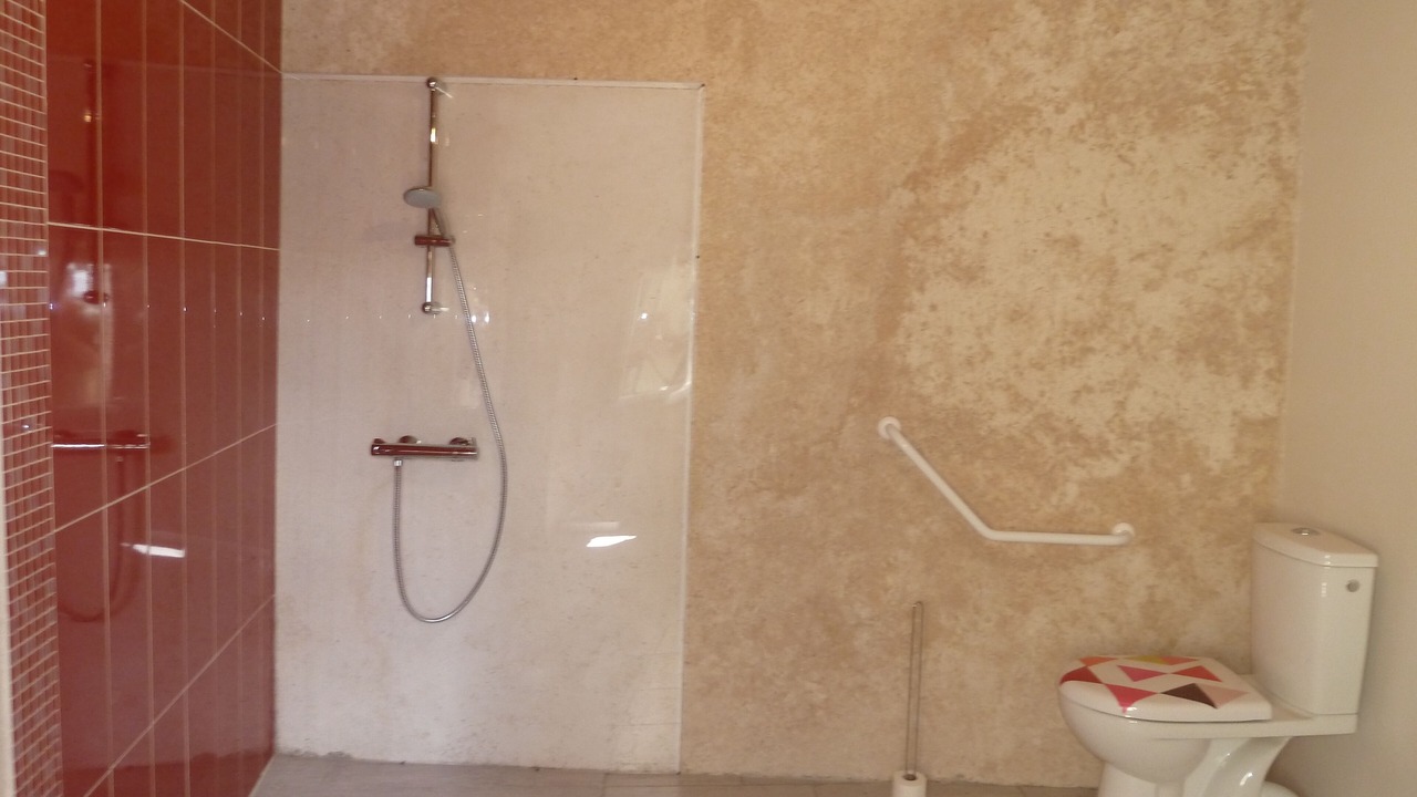 Photo of Bathroom in La Roche-Rigault