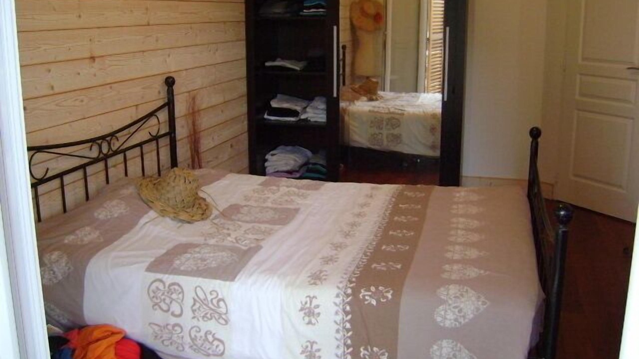 Photo of Bedroom in Biganos