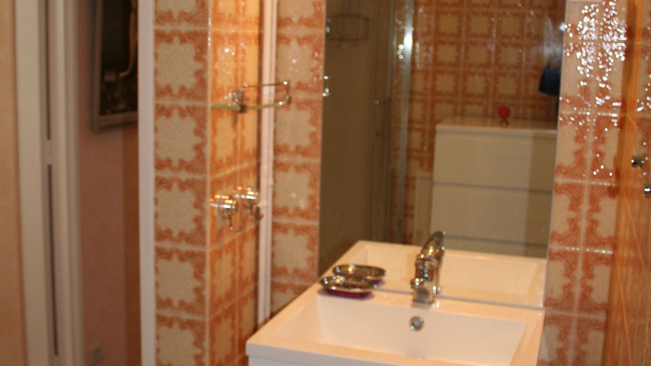 Photo of Bathroom in Perigueux