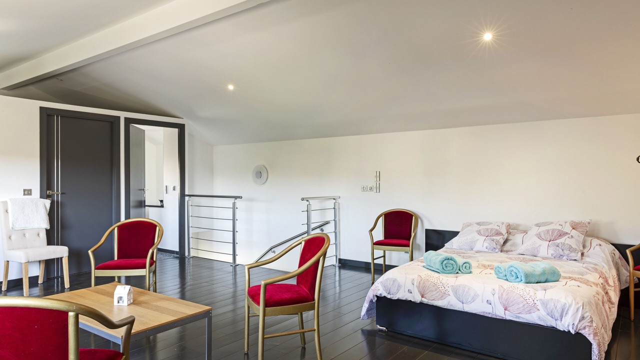Photo of Bedroom in Villenave-d'Ornon