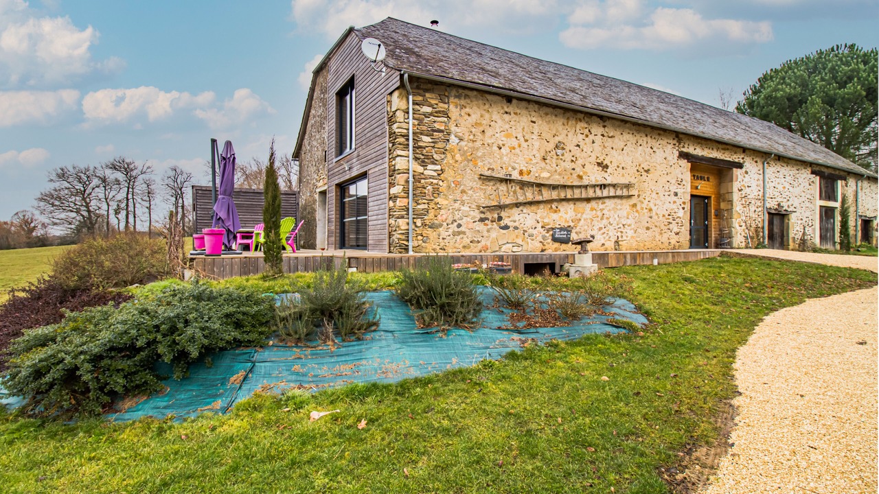 Photo of Outdoor in Saint-Germain-les-Vergnes
