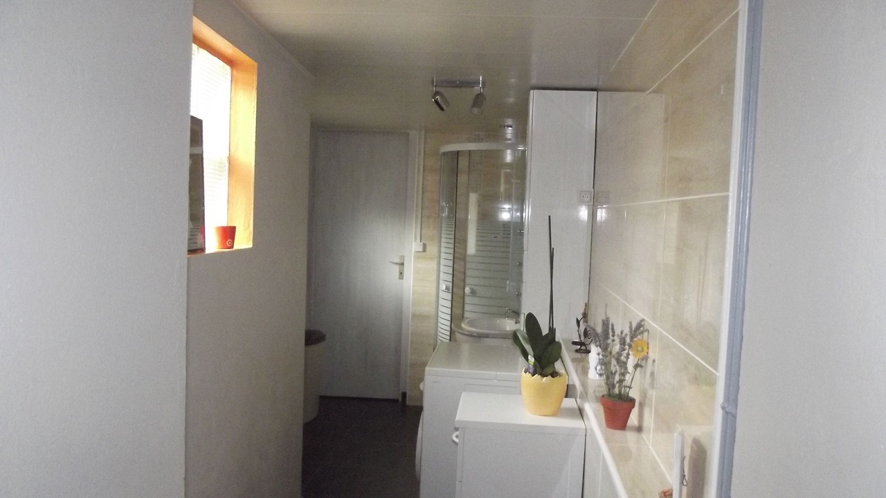 Photo of Bathroom in Jau-Dignac-et-Loirac