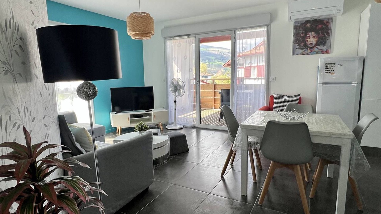 Photo of Livingroom in Itxassou