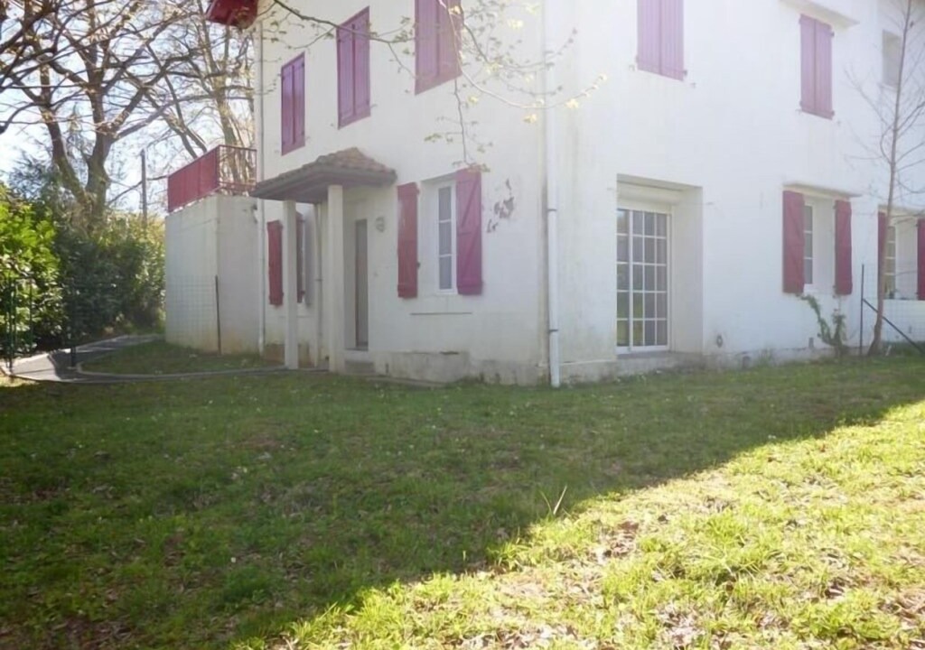 Photo of Buildings in Cambo-les-Bains