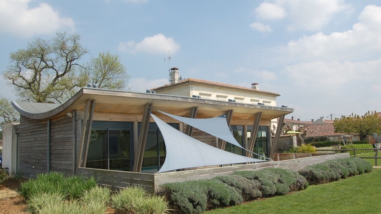 Photo of Outdoor in Montpellier de Medillan