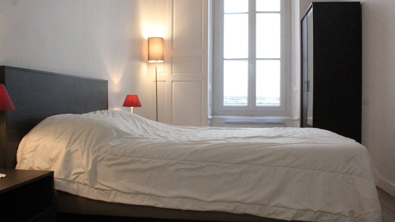 Photo of Bedroom in La Rochelle City Centre