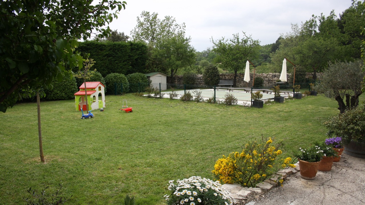 Photo of Outdoor in Murs