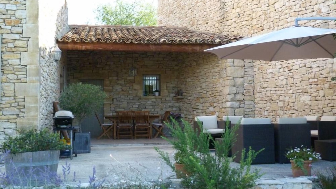 Photo of Outdoor in Murs