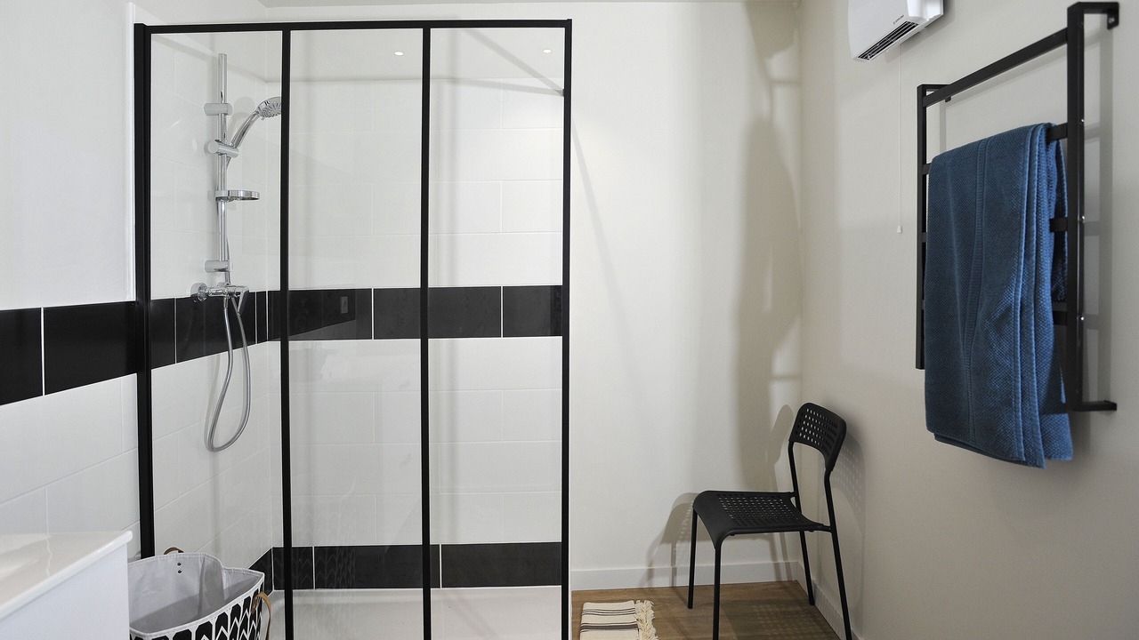 Photo of Bathroom in Jonzac