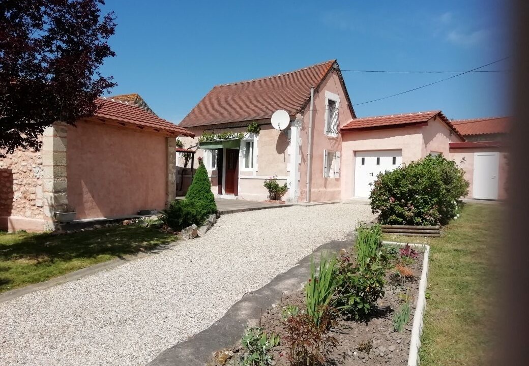 Photo of Outdoor in Saint-Martin-I'Astier