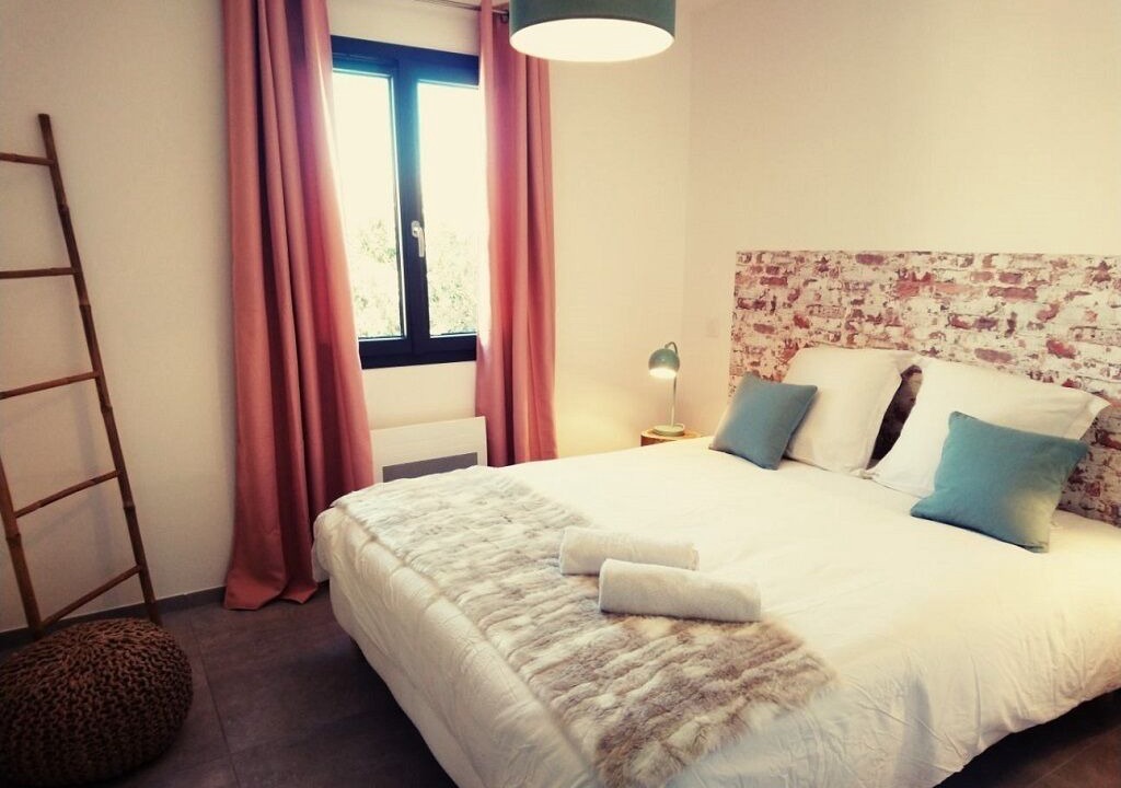 Photo of Bedroom in Saint-Martin-de-Crau
