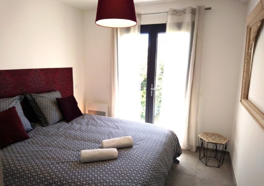 Photo of Bedroom in Saint-Martin-de-Crau