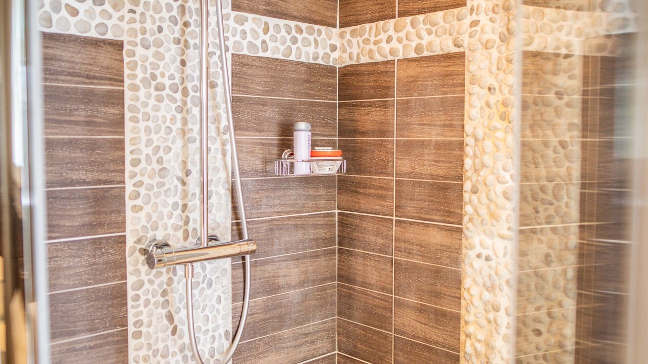 Photo of Bathroom in La Flotte