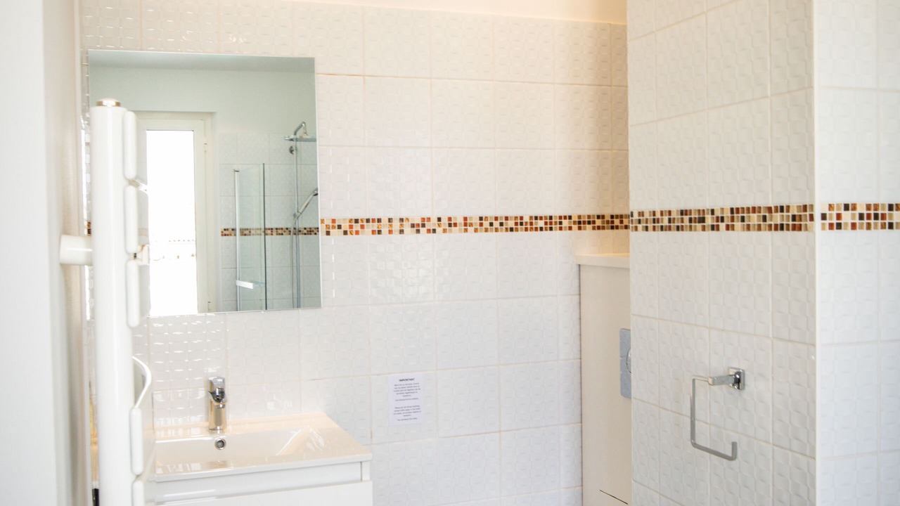 Photo of Bathroom in La Flotte