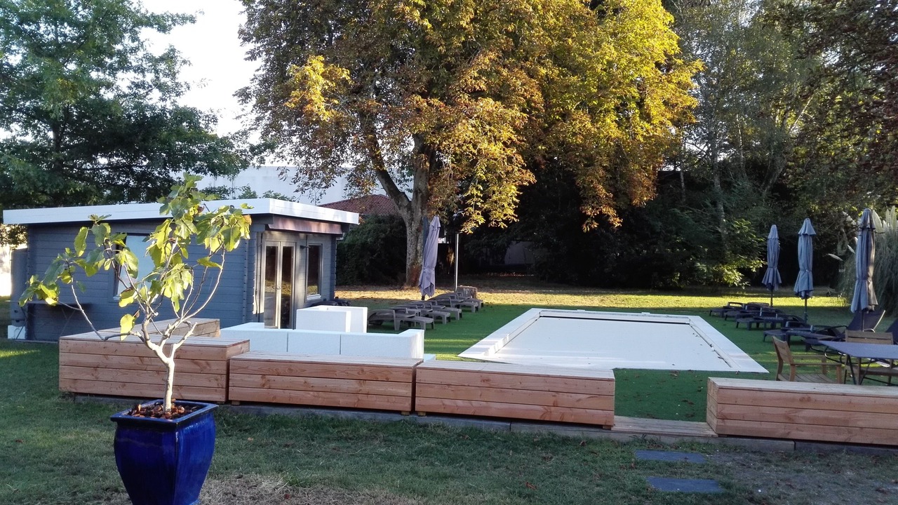 Photo of Outdoor in Pompignac