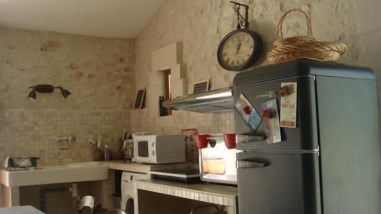 Photo of Kitchen in Saint-Fort-sur-Gironde