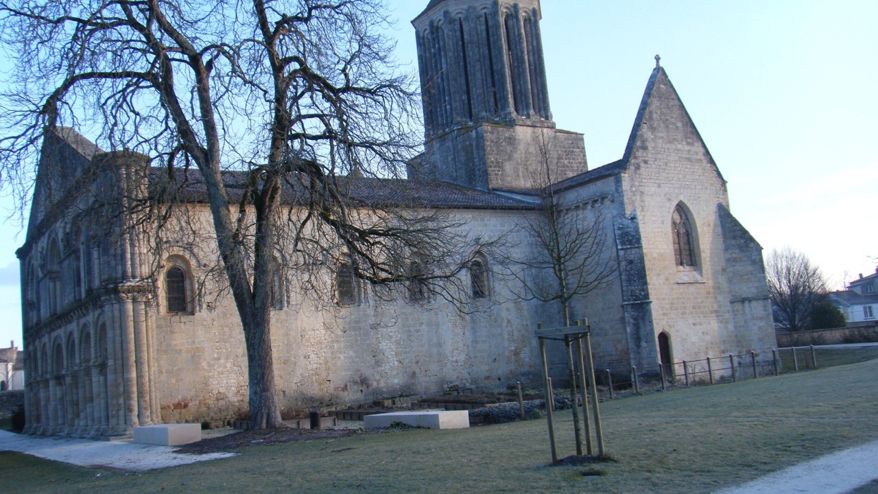 Photo of Others in Cramchaban
