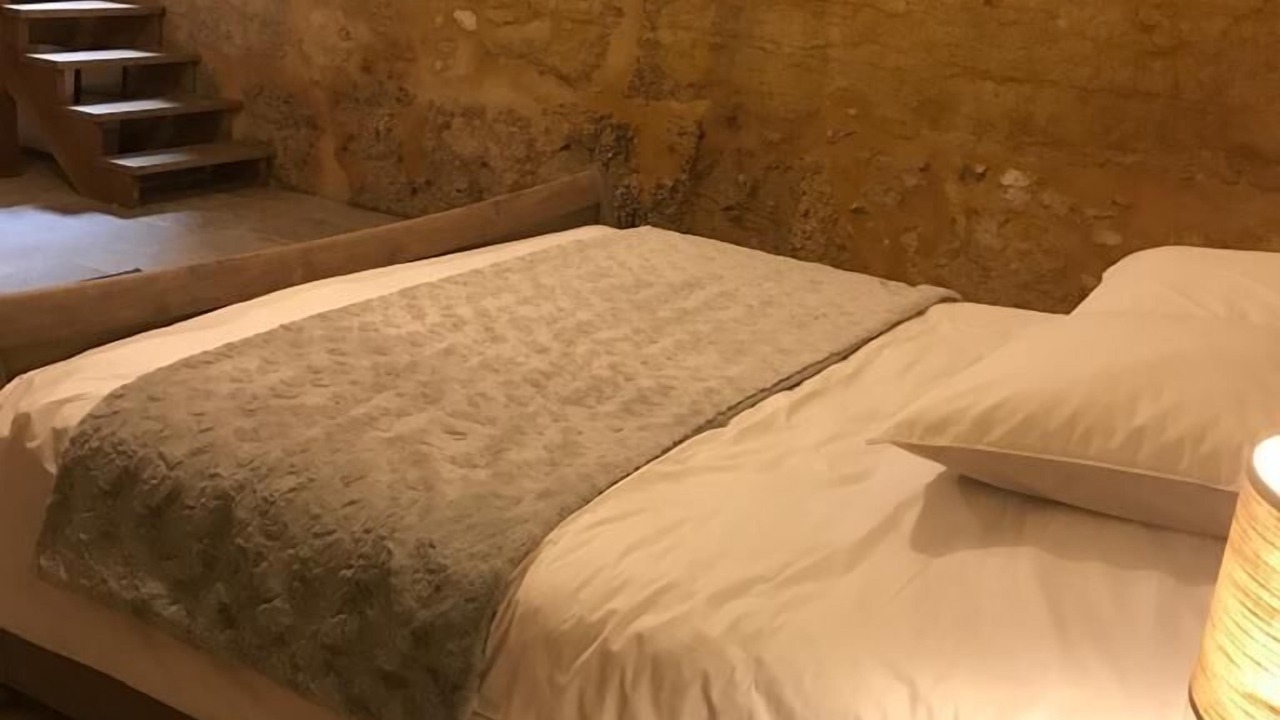 Photo of Bedroom in Domme