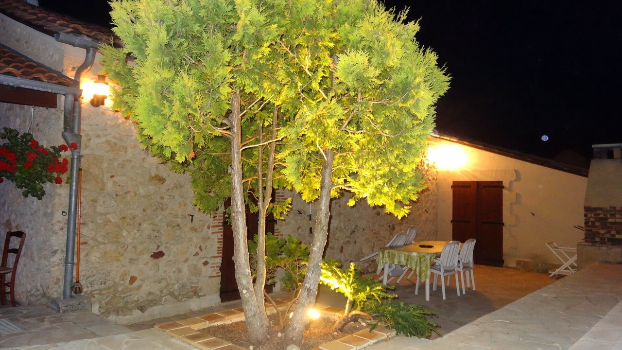 Photo of Outdoor in Mouleydier