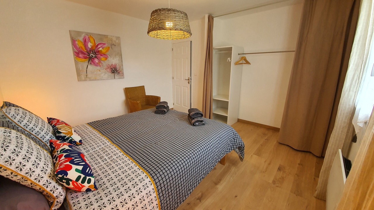 Photo of Bedroom in Tosse