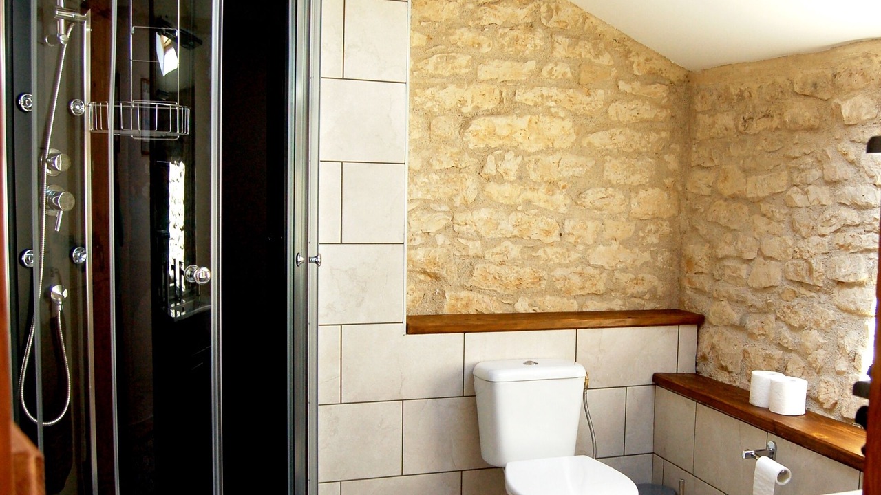 Photo of Bathroom in La Foret-de-Tesse