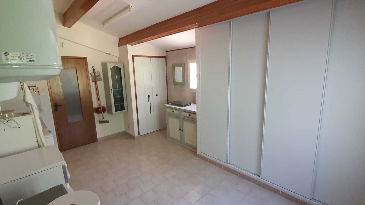 Photo of Kitchen in Menerbes