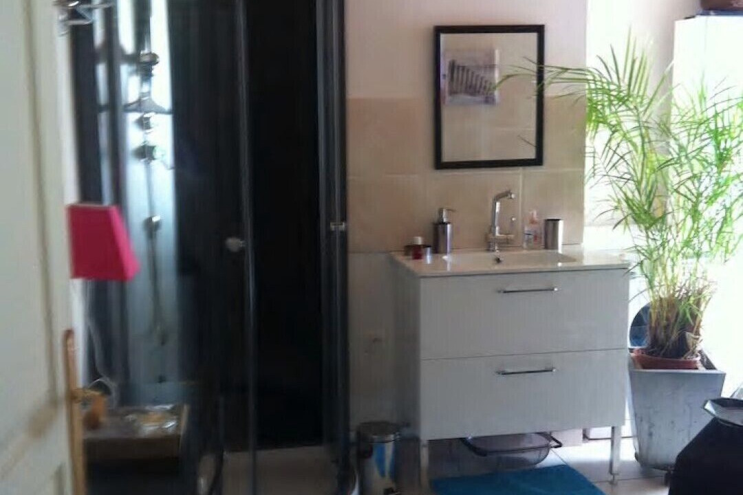 Photo of Bathroom in Virazeil