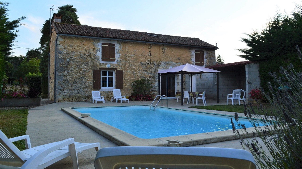Photo of Outdoor in Savigne