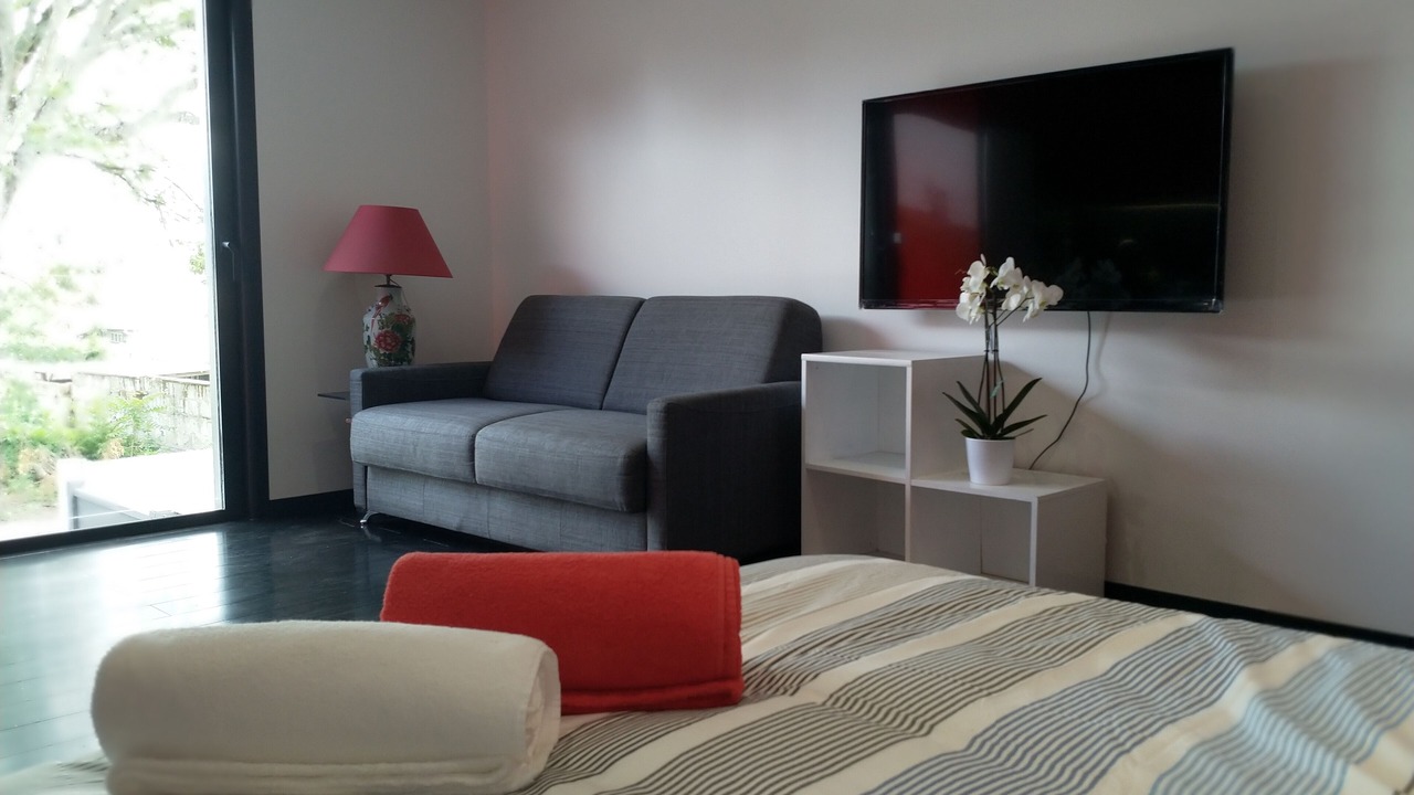 Photo of Bedroom in Villenave-d'Ornon