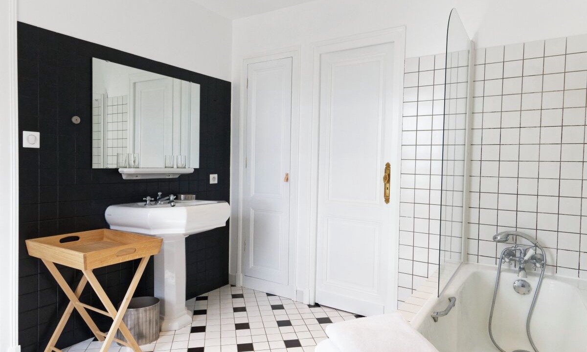 Photo of Bathroom in Neac