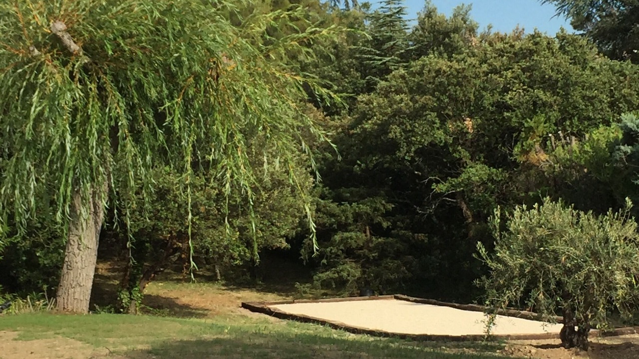 Photo of Outdoor in Cabrieres-d'Avignon