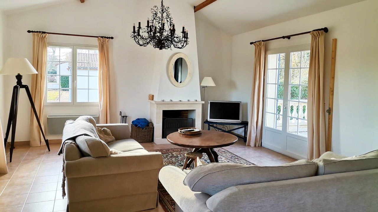 Photo of Livingroom in Vasles