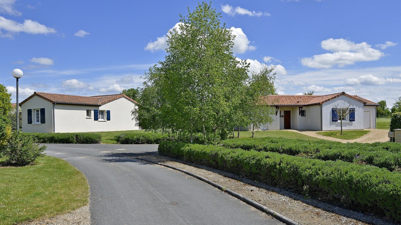 Photo of Outdoor in Vasles