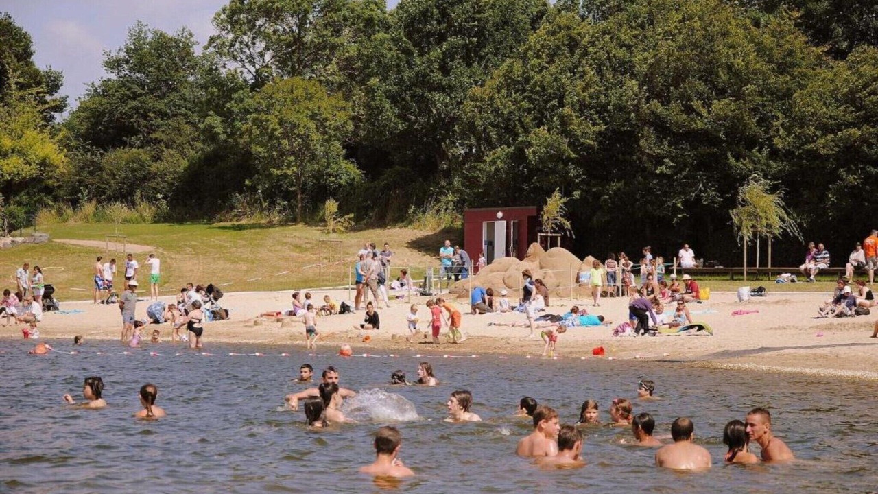 Photo of Others in Vasles